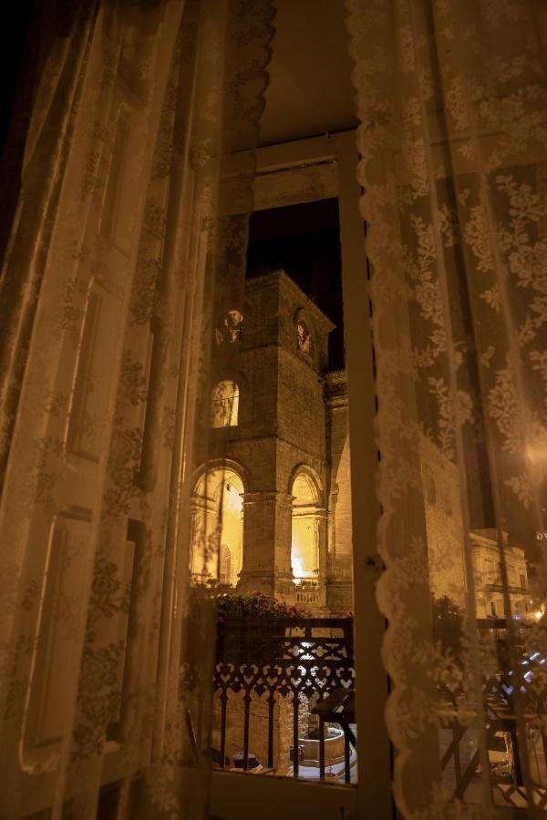 La Casa Sulla Piazza Apartment เอนนา ภายนอก รูปภาพ